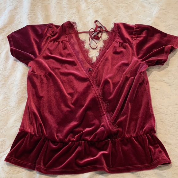 Abercrombie & Fitch top - Picture 3 of 5